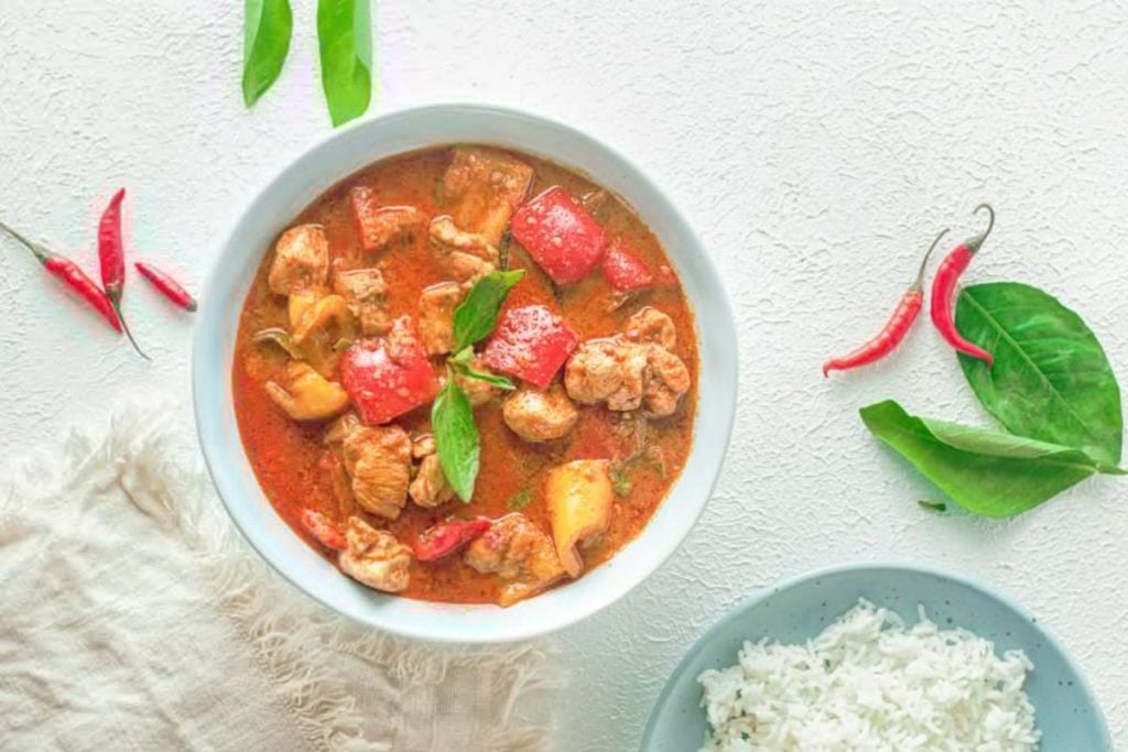 CHICKEN PANANG CURRY